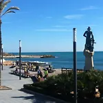 Homely Islandia Apartment Torrevieja